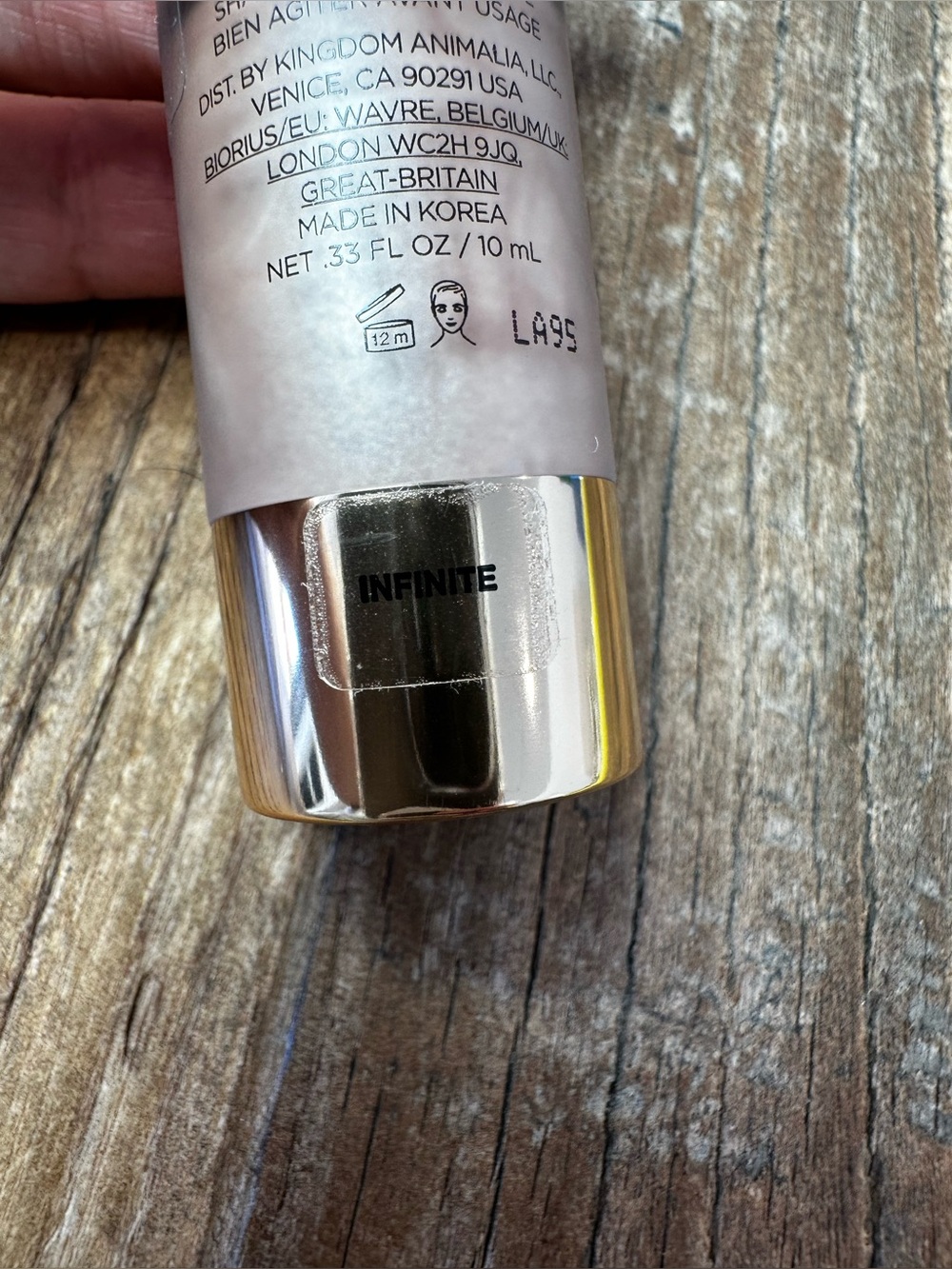 Hourglass Unreal Liquid Highlighter — yellow gold - Picture 3 of 3